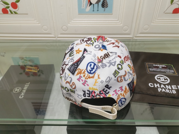 ブランド帽子側面デザイン